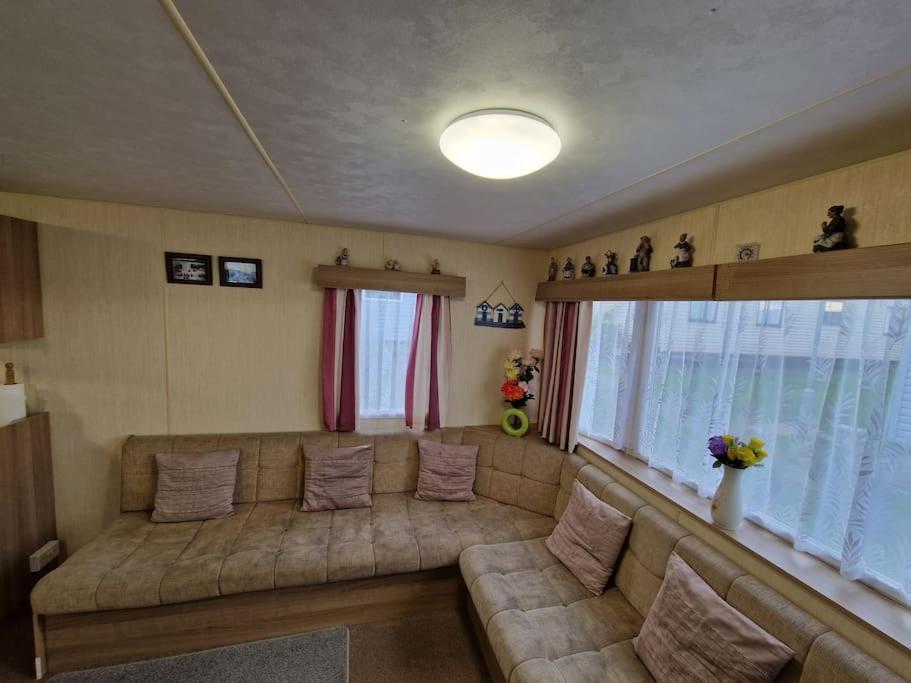 Homely 3 Bed Van @ Weymouth Bay 外观 照片